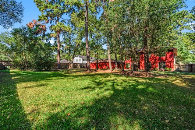 6711 River Lodge Dr, Spring, TX 77379 - view of yard featuring a fenced backyard