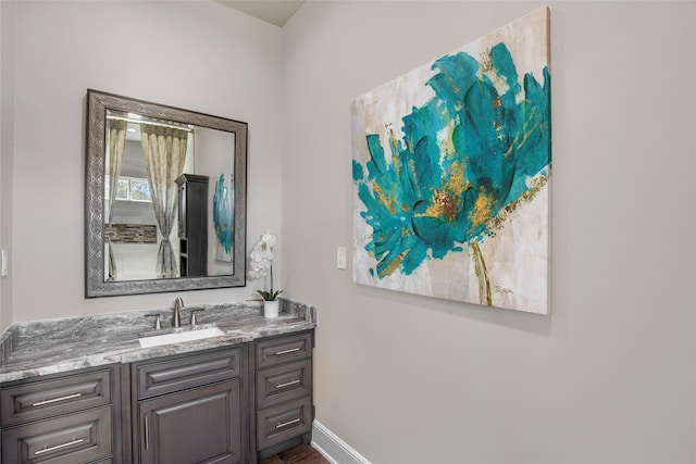 bathroom with vanity