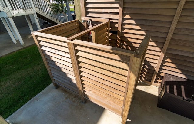 exterior details featuring concrete flooring