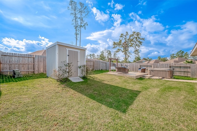 view of yard featuring a storage shed