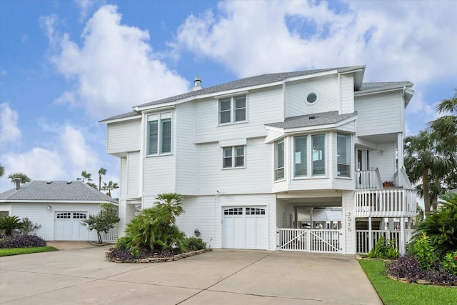 view of front facade with a garage