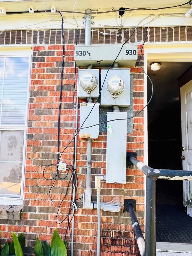 930 W 5th St, Freeport, TX 77541 - photo 14