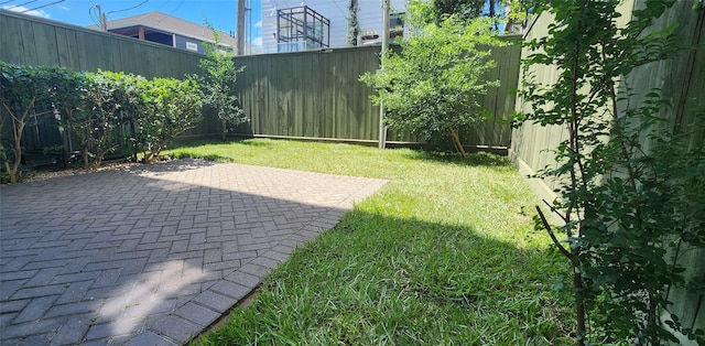 view of yard with a patio area