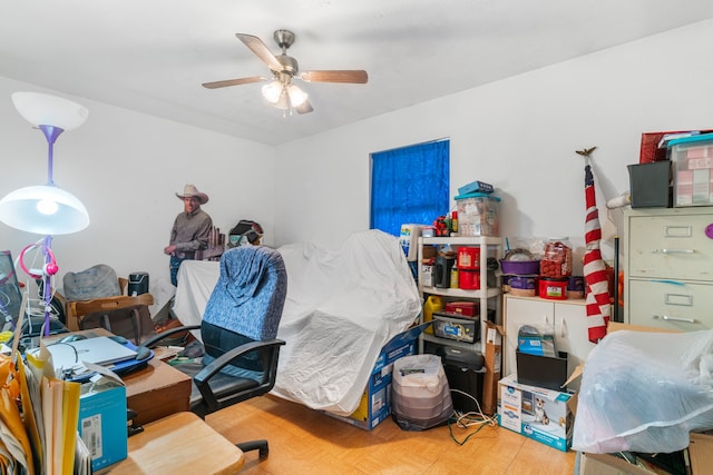 bedroom featuring ceiling fan