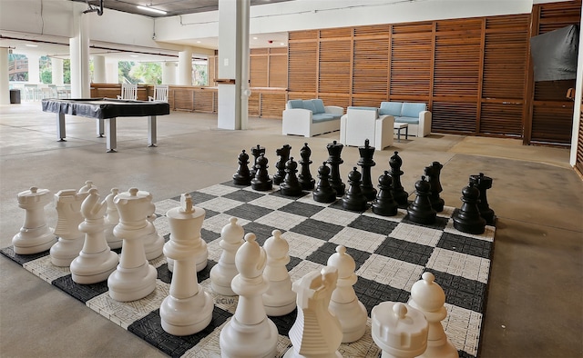 interior space featuring concrete flooring