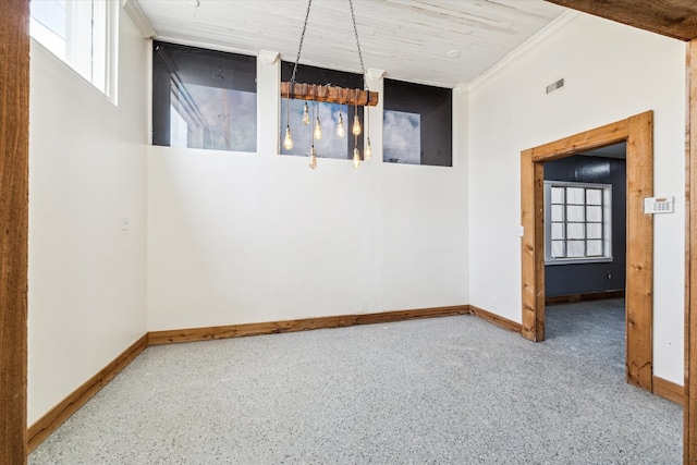 empty room with ornamental molding