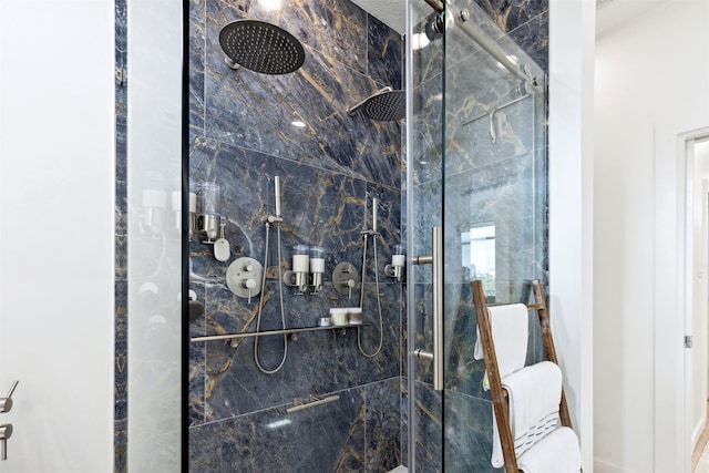 interior details with a shower with shower door