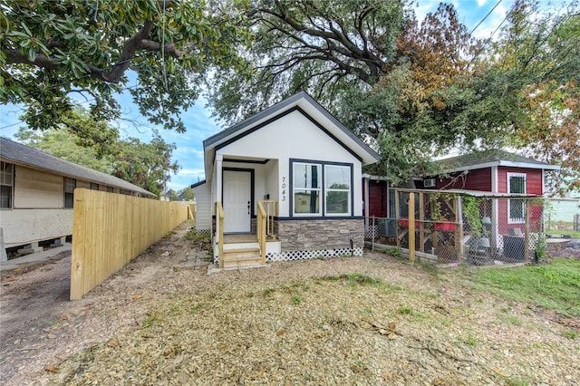 view of front of property