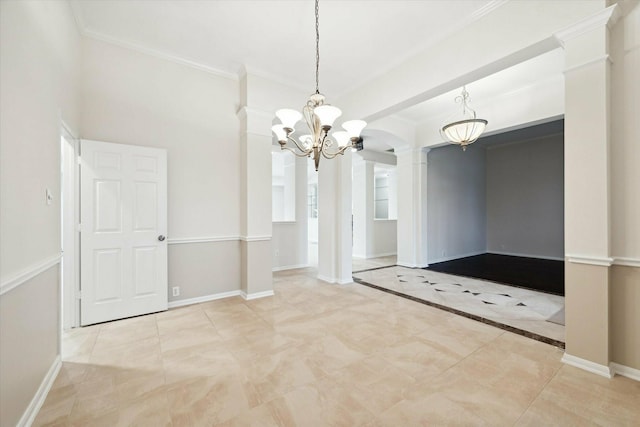 mudroom featuring ornamental molding and a notable chandelier