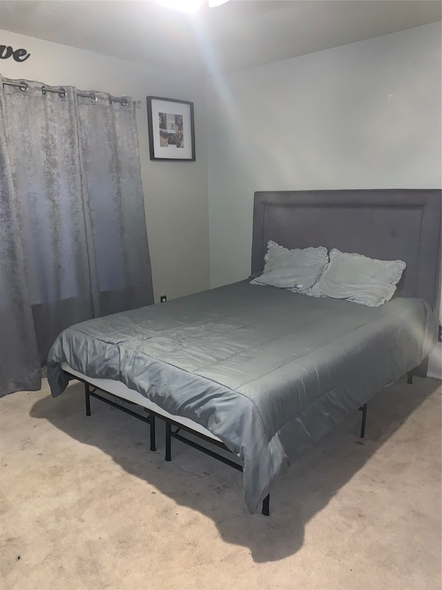 bedroom featuring carpet flooring