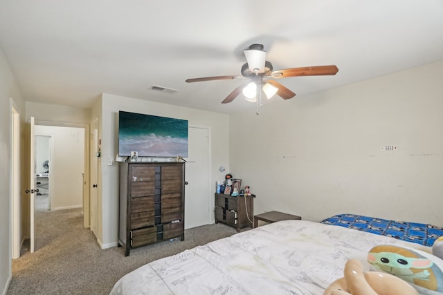 carpeted bedroom featuring ceiling fan