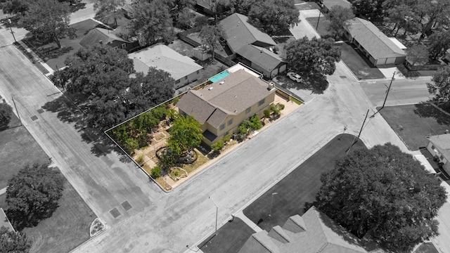 110 Monroe St, Giddings, TX 78942 - bird's eye view featuring a residential view