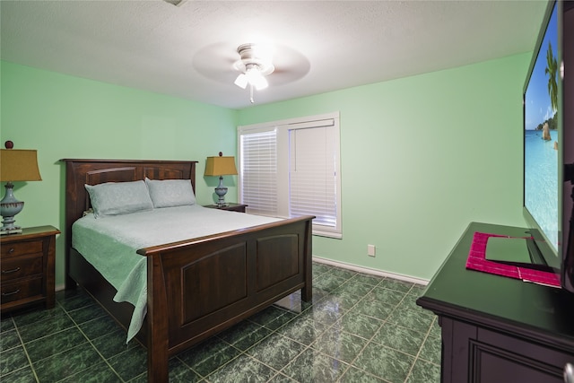 bedroom featuring ceiling fan