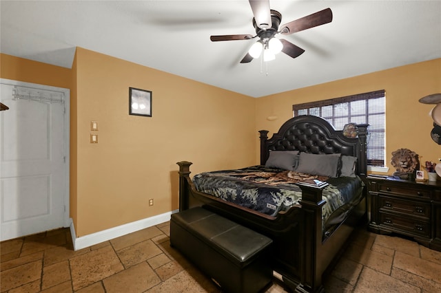 bedroom with ceiling fan