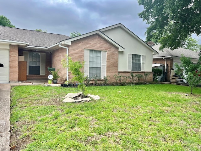 exterior space featuring a front lawn