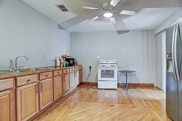 kitchen featuring ceiling fan, sink, light parquet flooring, stainless steel fridge with ice dispenser, and white electric range