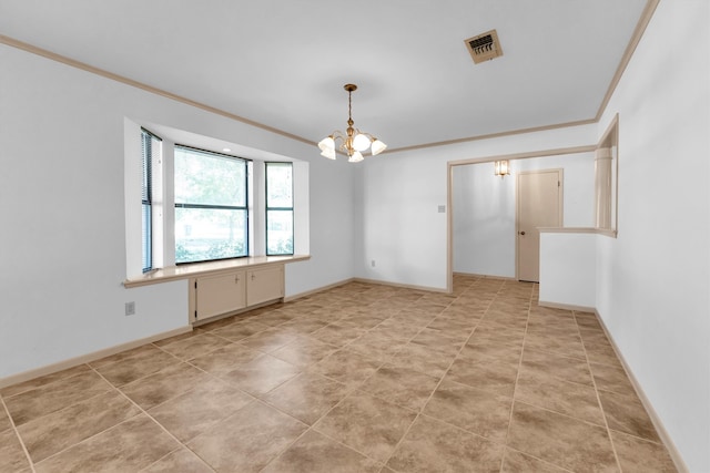 unfurnished room with ornamental molding and a chandelier