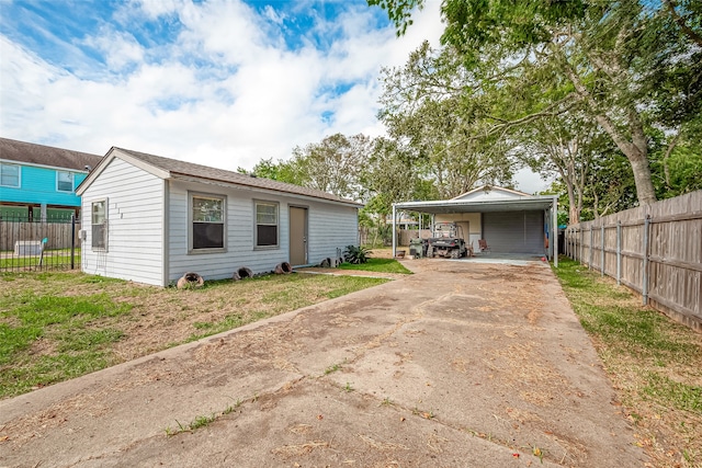 view of front of property