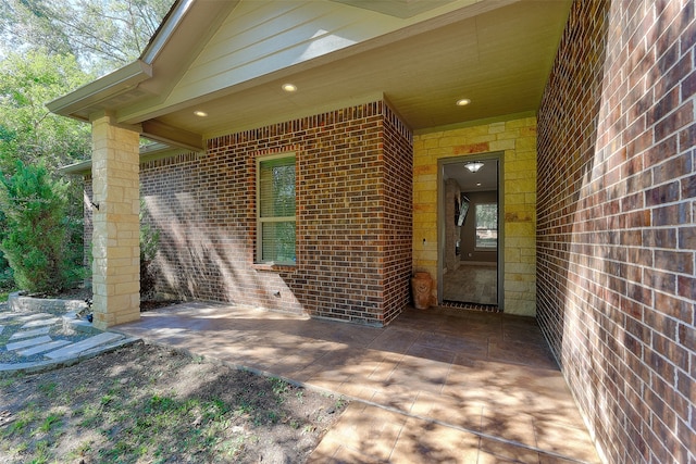 view of entrance to property