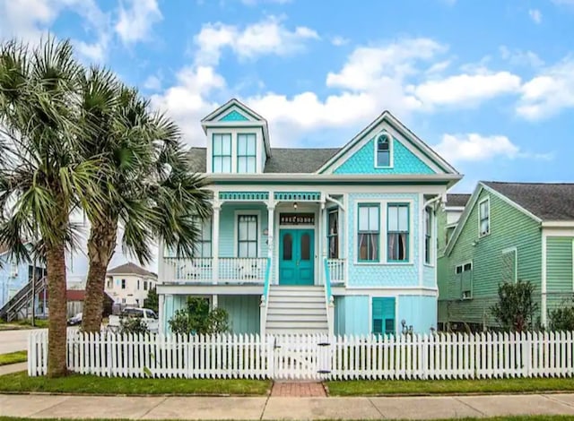 view of front of home featuring covered porch