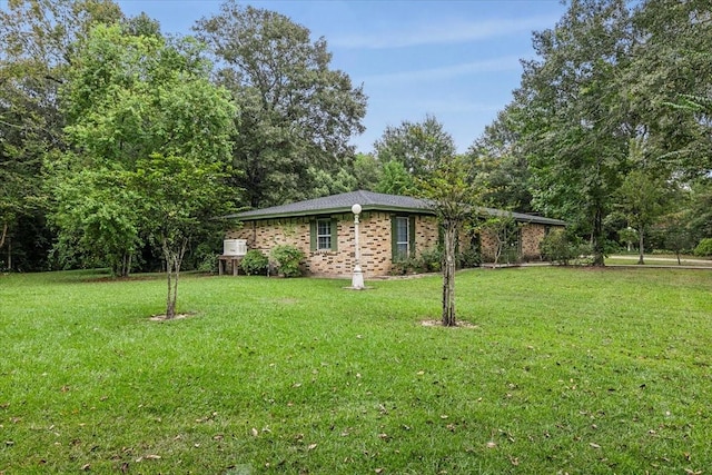 3301 Pelican St, Orange, TX 77630 - view of yard