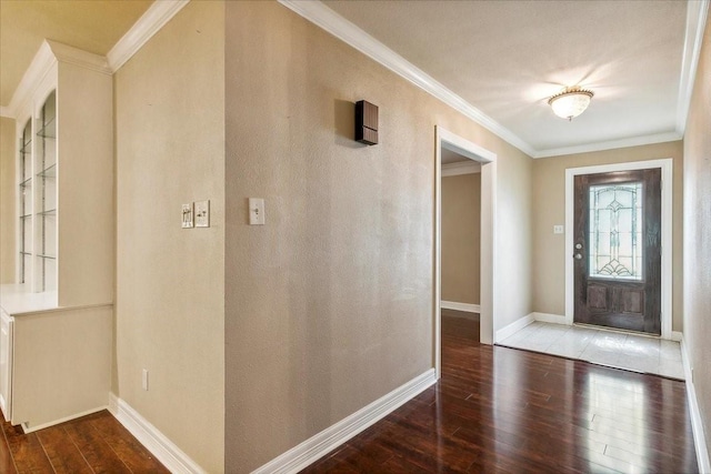 3301 Pelican St, Orange, TX 77630 - entryway featuring hardwood / wood-style floors, ornamental molding, and baseboards