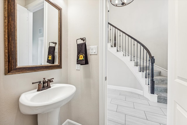 bathroom with sink