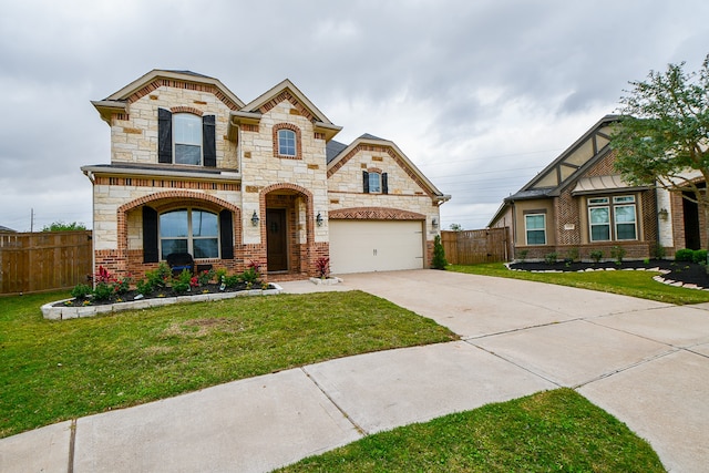 view of front facade with a front lawn