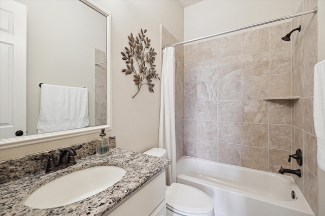 full bathroom with shower / tub combo with curtain, vanity, and toilet