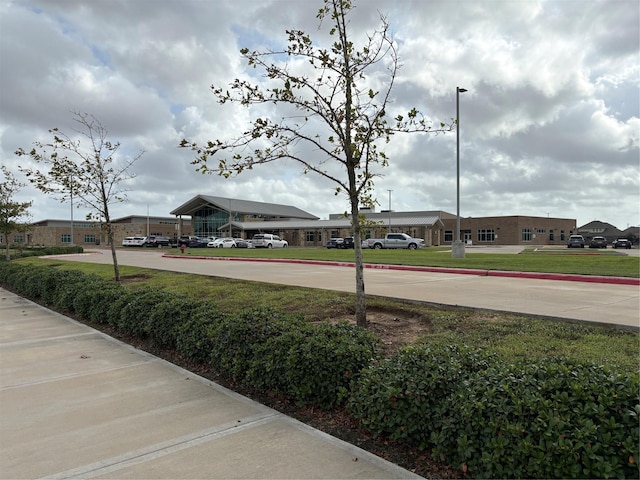 331 W Bend Dr, League City, TX 77573 - view of yard