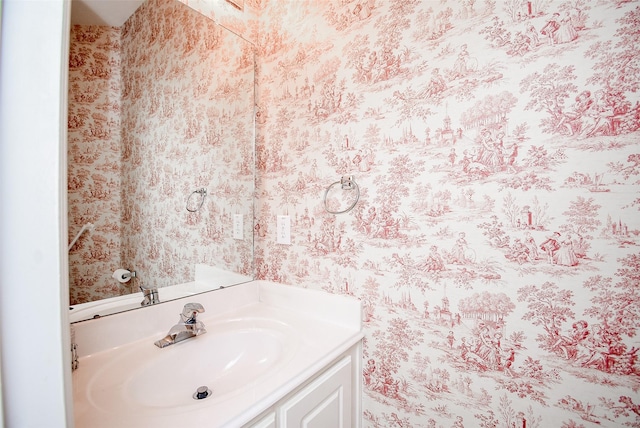 bathroom with vanity