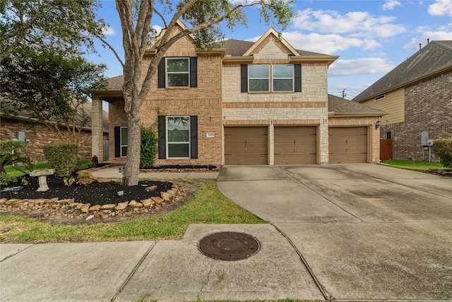 craftsman house featuring a garage