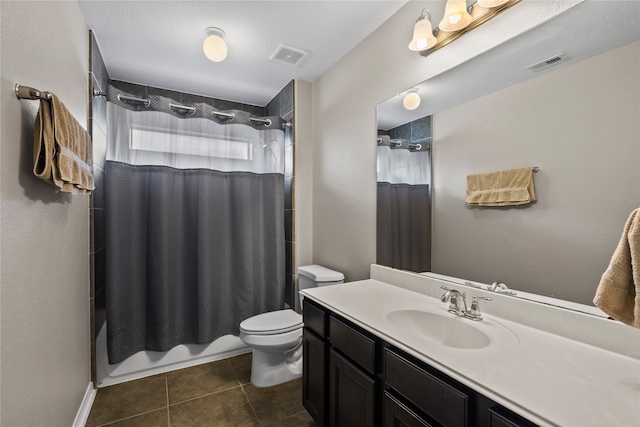 full bathroom featuring tile patterned flooring, shower / bathtub combination with curtain, toilet, and vanity