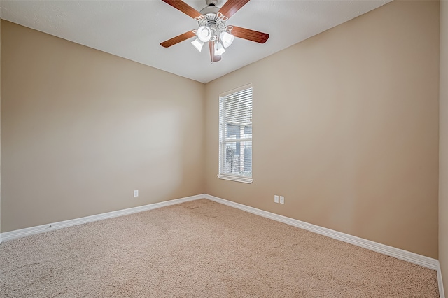 unfurnished room with carpet floors and ceiling fan