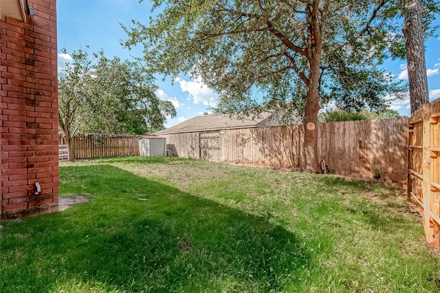 5110 Prairie Creek Dr, Houston, TX 77084 - view of yard featuring a storage unit and an outdoor structure