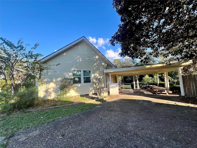 view of front of property