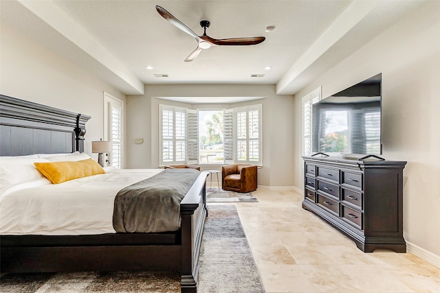 bedroom with ceiling fan