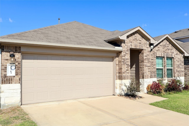 view of front facade with a garage