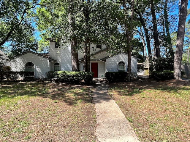 view of front of home with a front yard