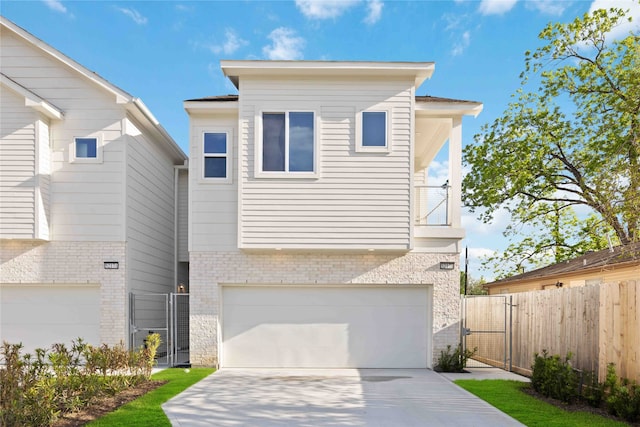 view of front facade with a garage