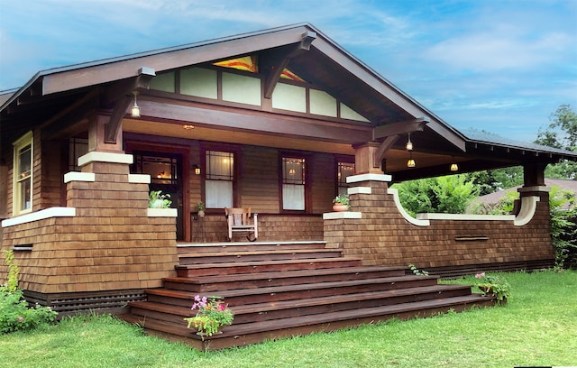 view of front of home featuring covered porch