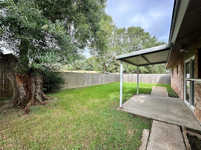 view of yard with a patio