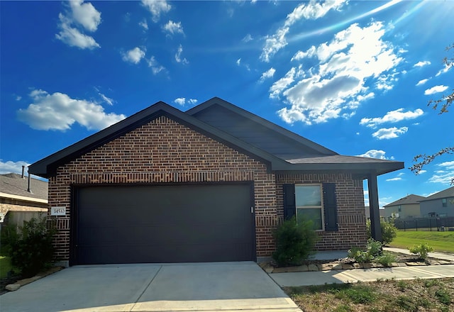 view of front facade with a garage