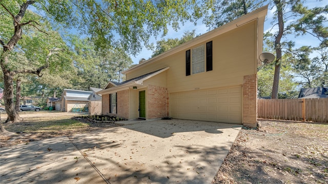 view of front facade with a garage