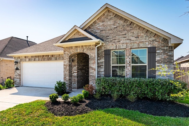 view of front of house featuring a garage