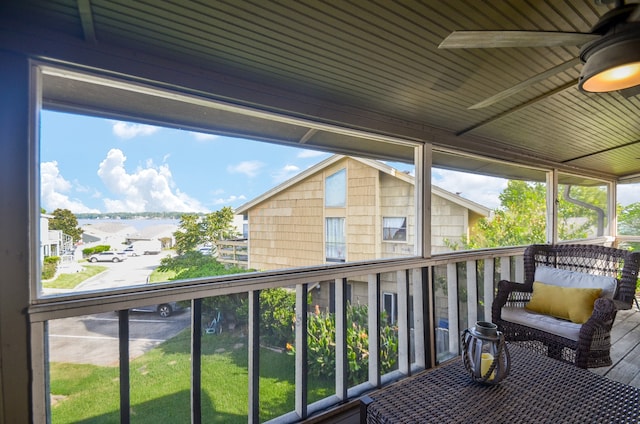 balcony with ceiling fan