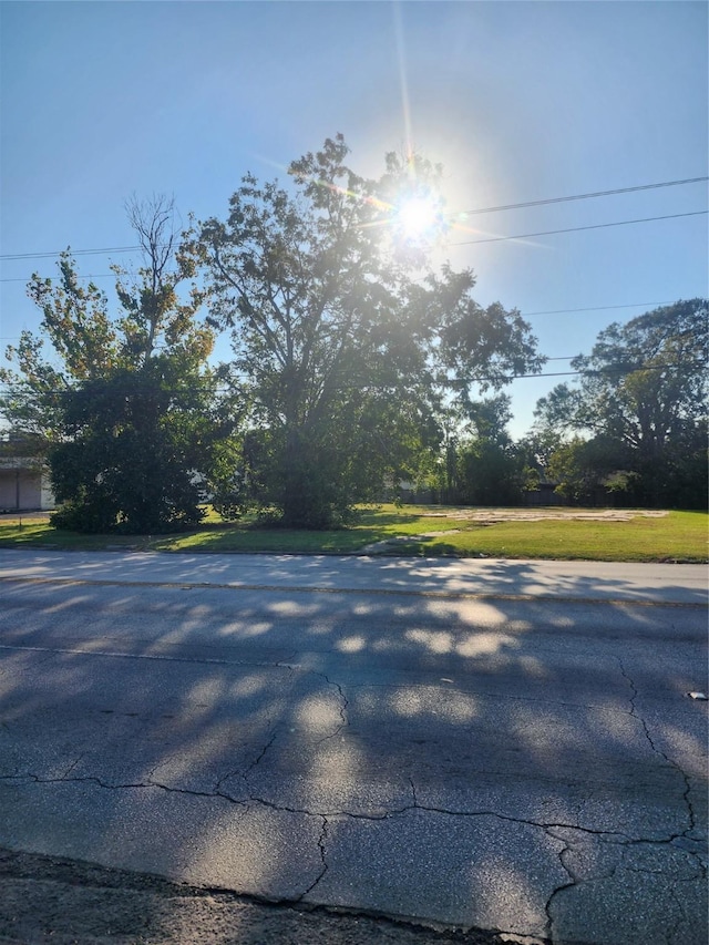 1409 N Pruett St, Baytown, TX 77520