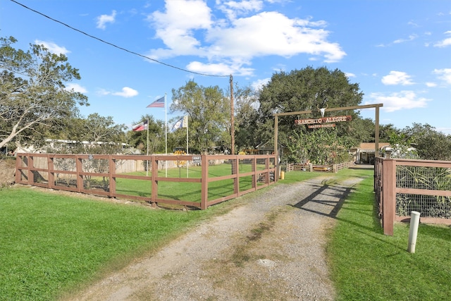 exterior space featuring a lawn