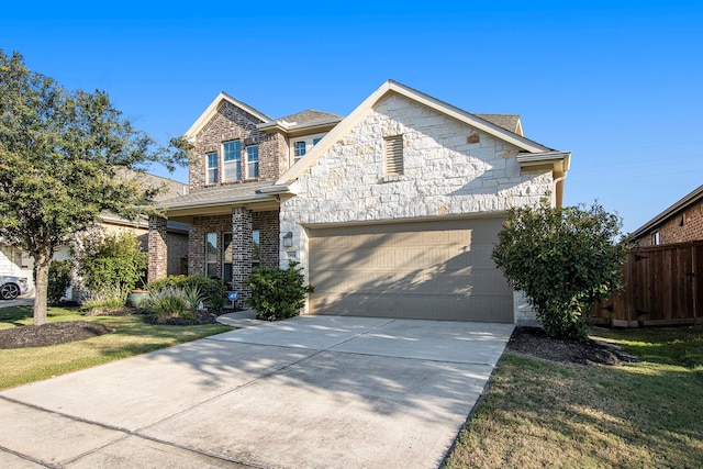 view of front of home featuring a front lawn