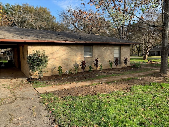 view of property exterior